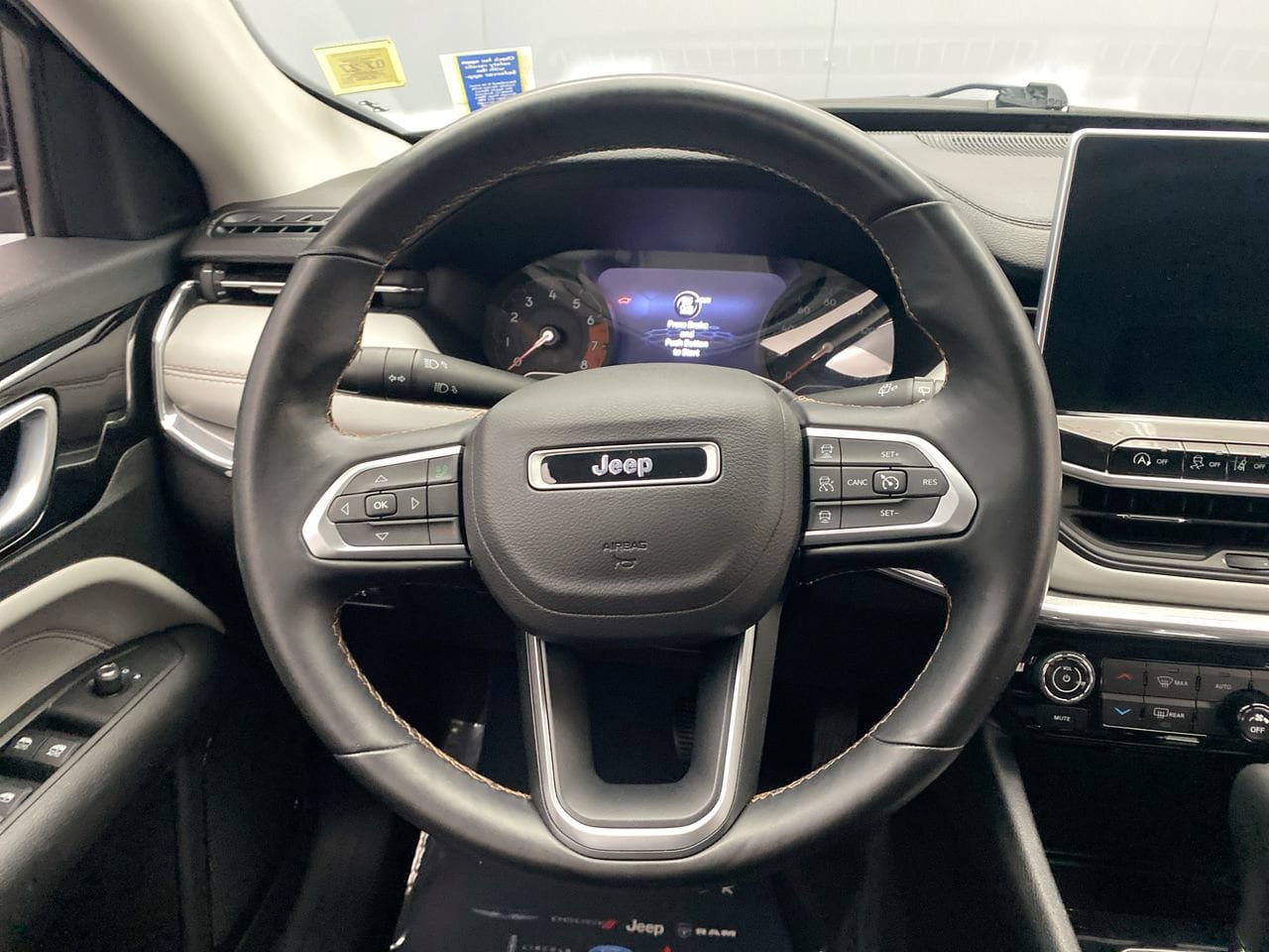 Used 2022 Jeep Compass Limited AWD/4WD image 16