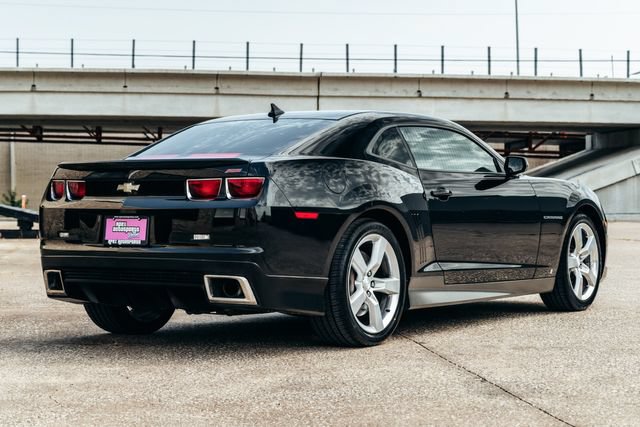 Used 2010 Chevrolet Camaro SS w/ LPO, Ground Effects Package RWD image 39