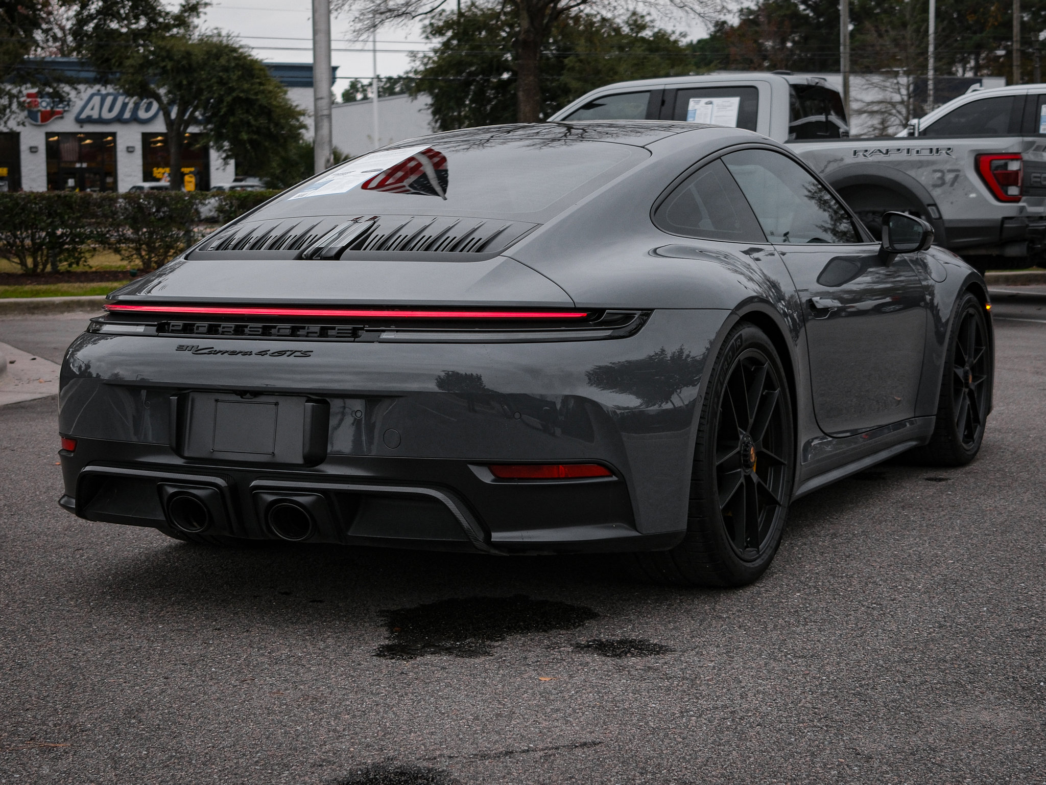 Used 2025 Porsche 911 Carrera 4 GTS image 13