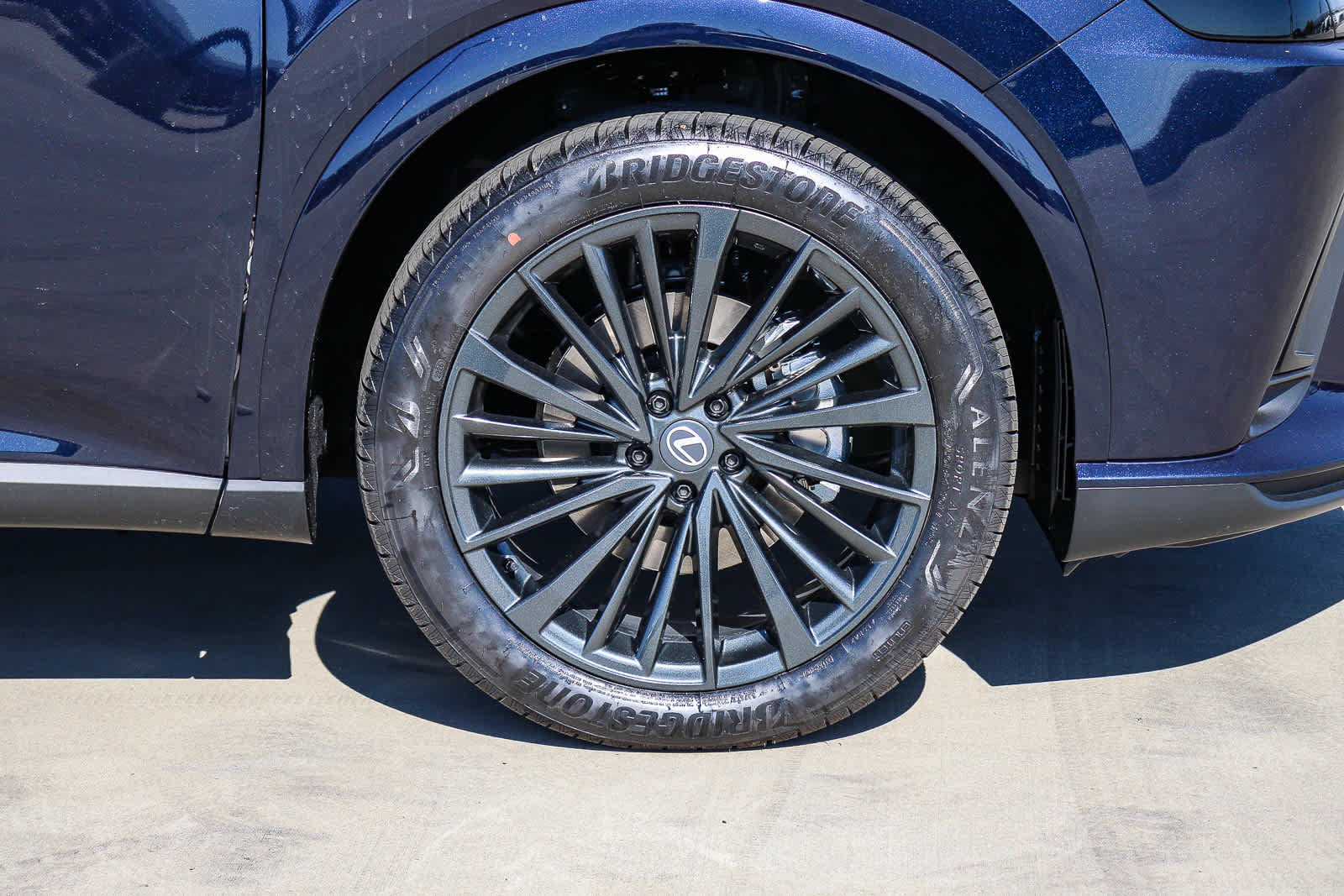 Used 2026 Lexus RX 350h w/ Convenience Package AWD/4WD image 9