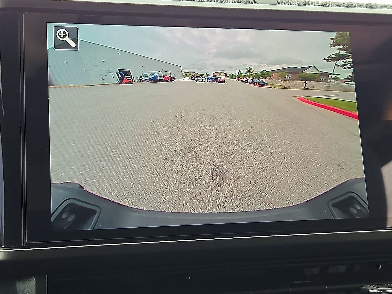 Used 2025 Jeep Gladiator Sport image 16