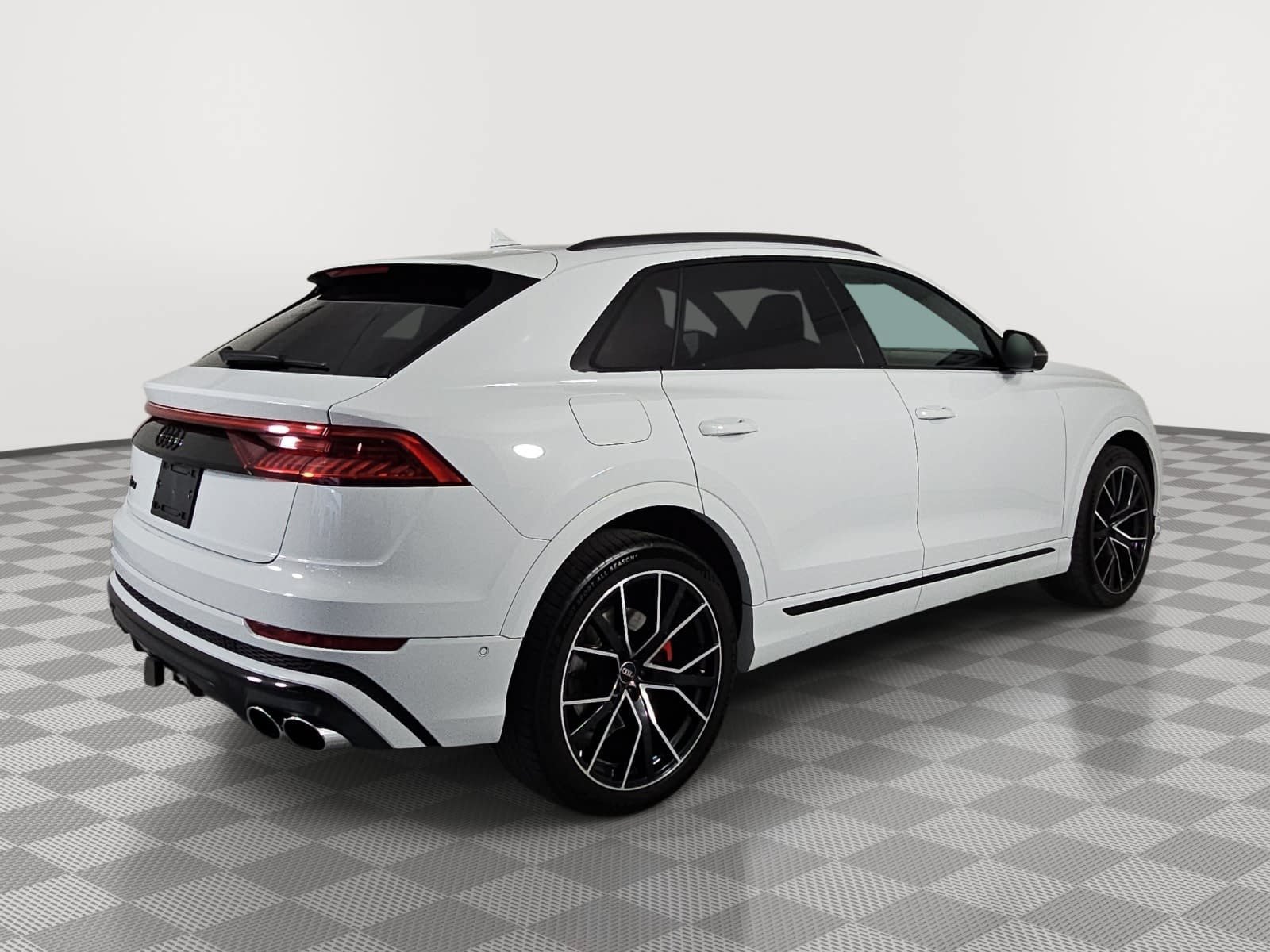 Used 2023 Audi SQ8 Prestige AWD/4WD image 8