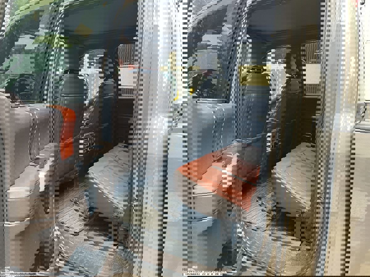 Used 2020 Ford F250 King Ranch w/ King Ranch Ultimate Package image 12