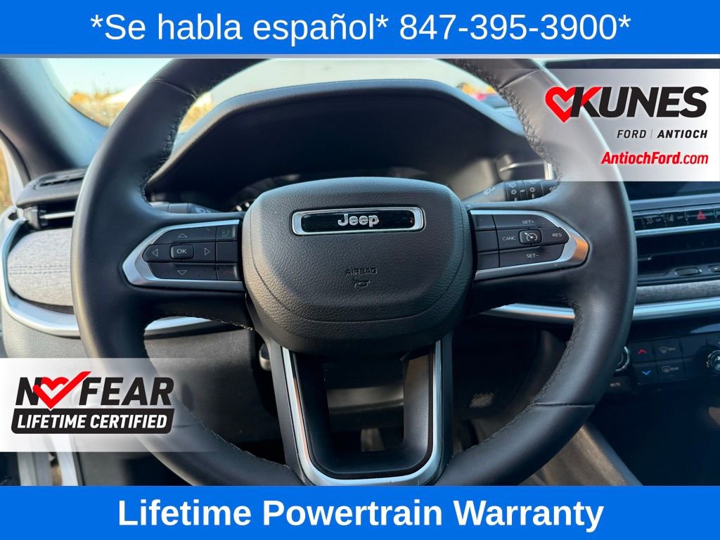 Used 2024 Jeep Compass Latitude image 33