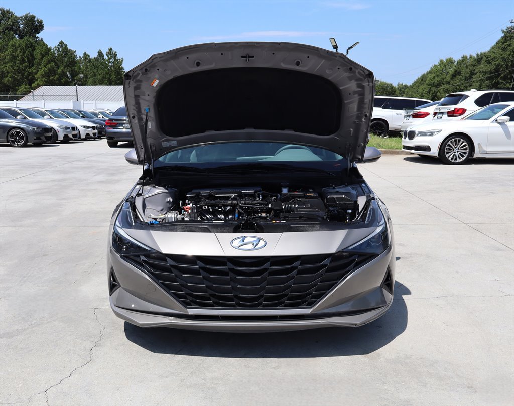 Used 2023 Hyundai Elantra SEL FWD image 45