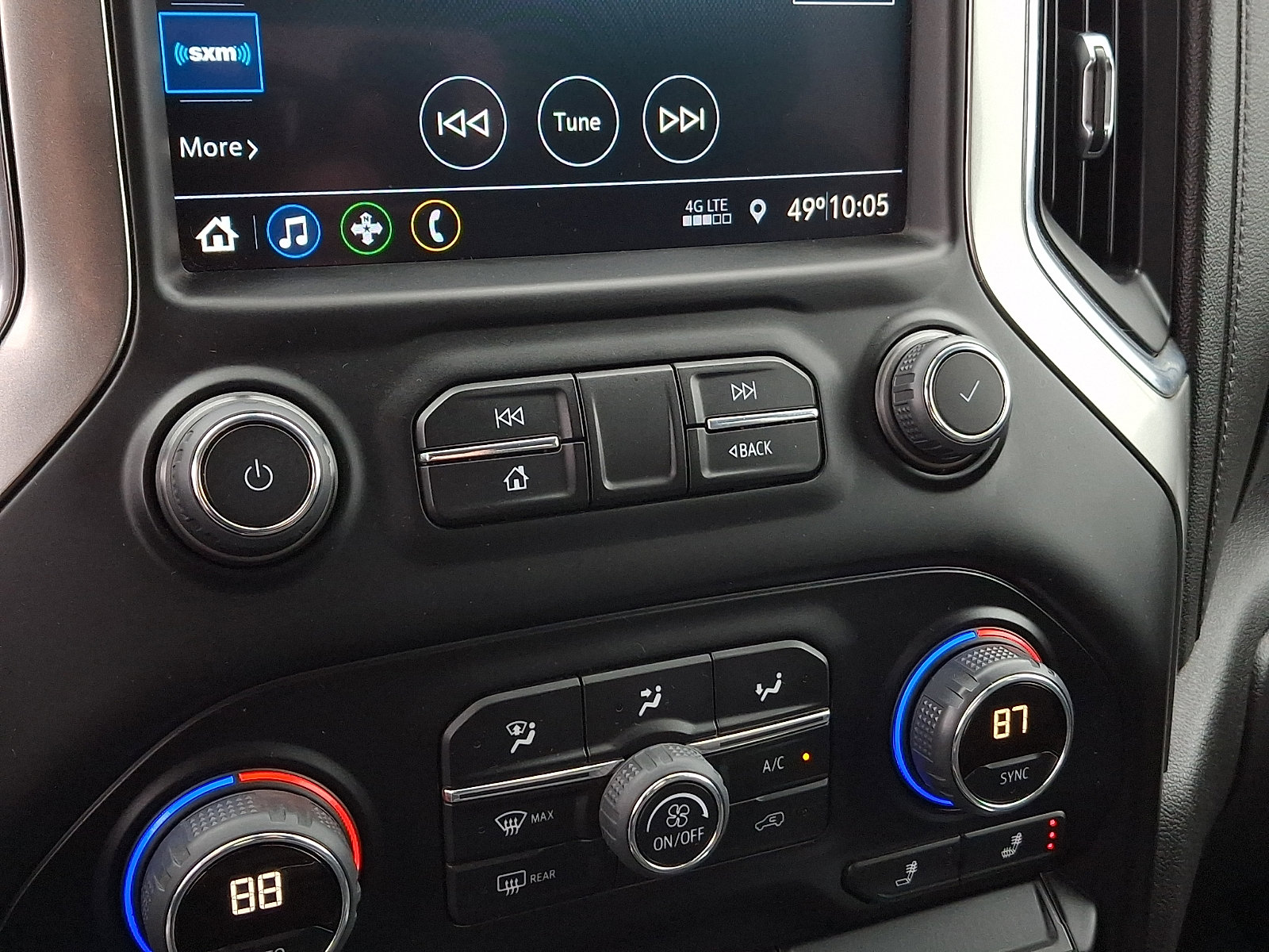 Used 2021 Chevrolet Silverado 1500 LT Trail Boss w/ Bed Protection Package image 16