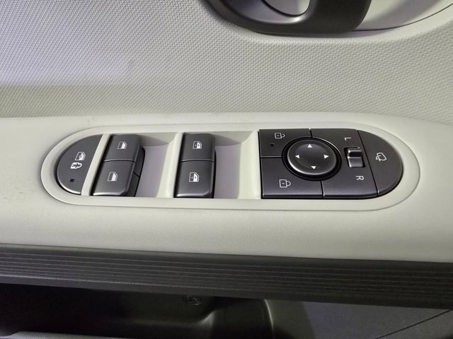 New 2025 Hyundai Ioniq 5 SEL image 9