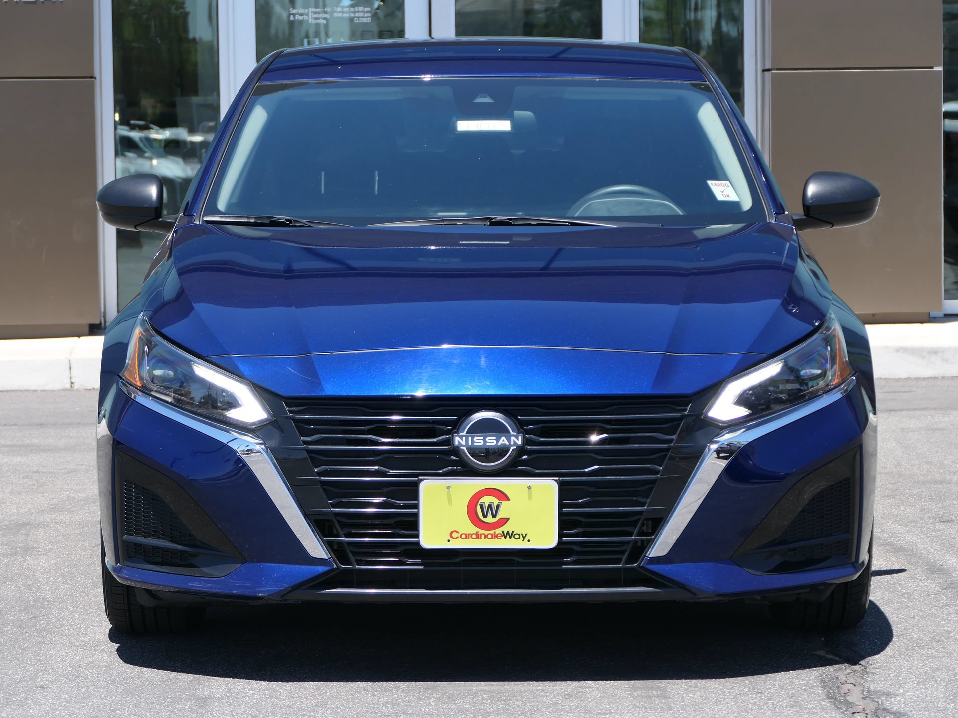 Used 2024 Nissan Altima 2.5 S FWD image 8