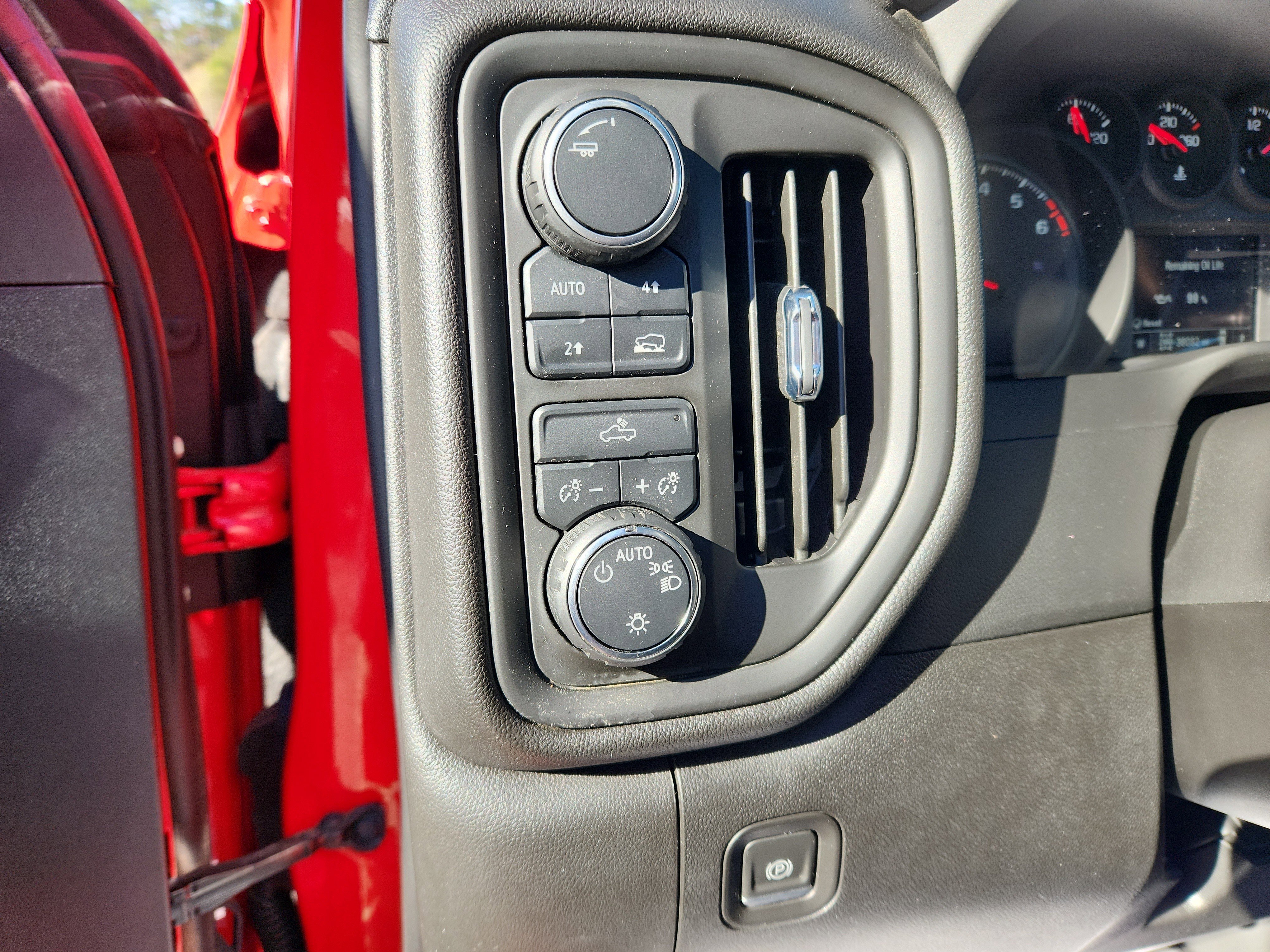 Used 2023 Chevrolet Silverado 1500 Custom w/ LPO, Dark Essentials Package image 25