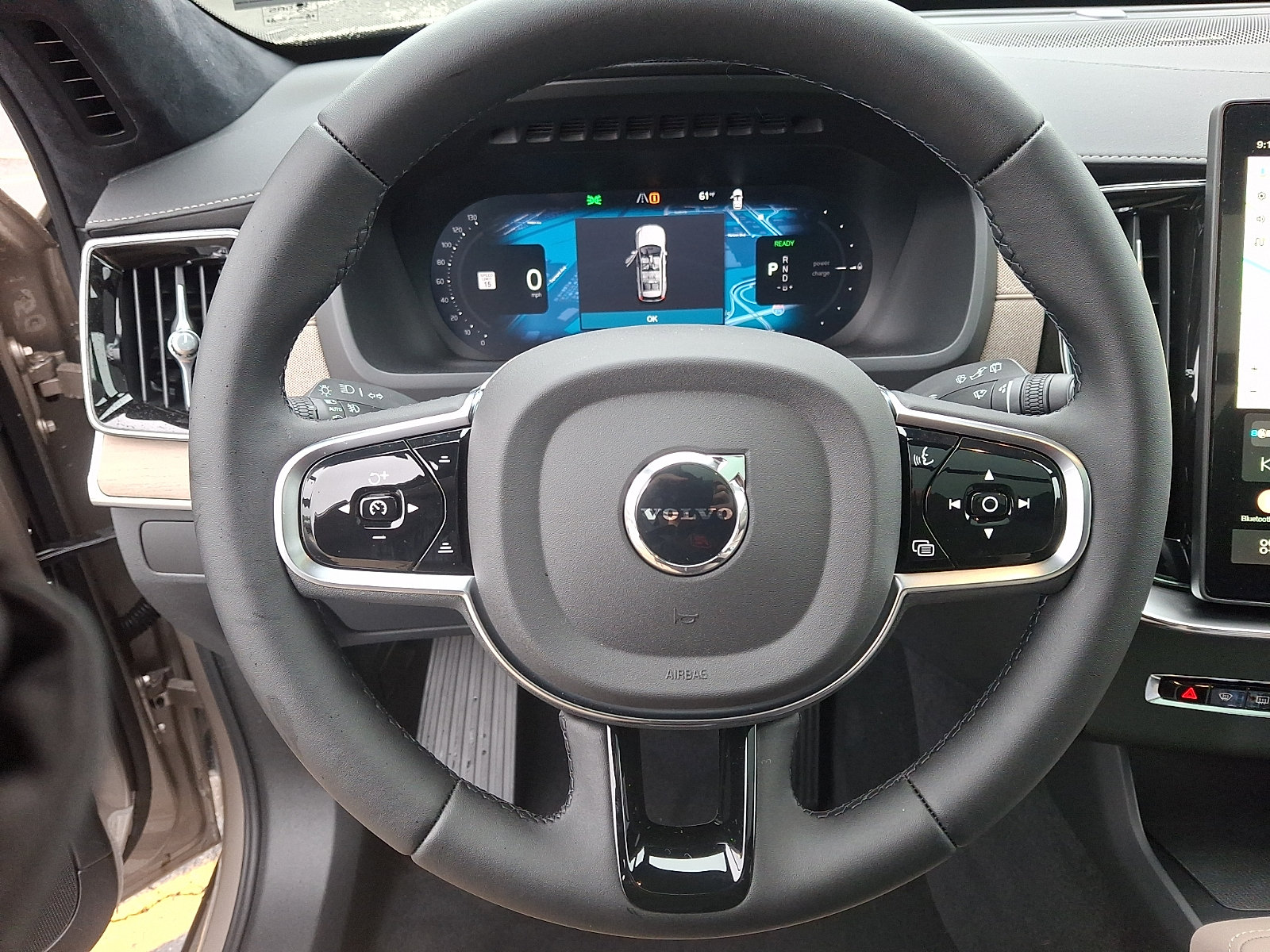 New 2027 Volvo XC90 T8 Ultra AWD/4WD image 17