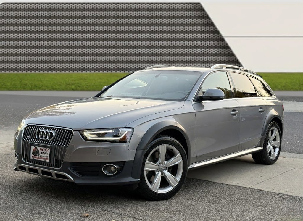 Used 2016 Audi A4 Premium Plus w/ Technology Package image 3