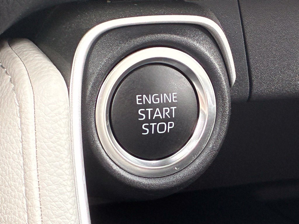 Used 2025 Toyota Grand Highlander AWD image 21