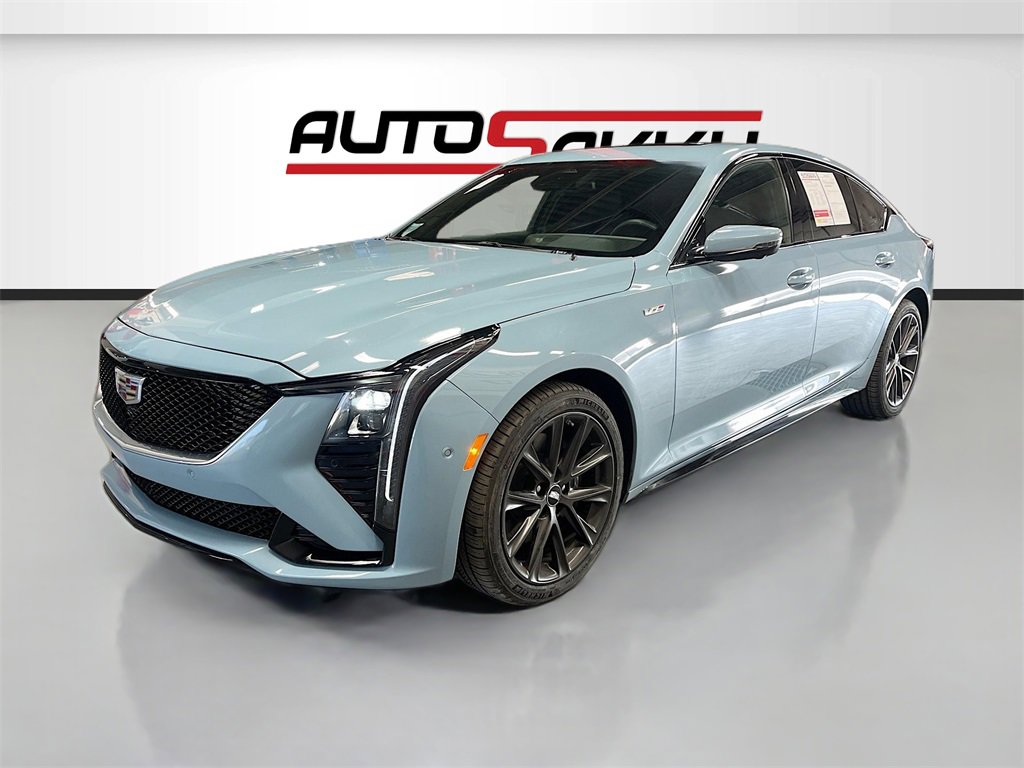 Used 2025 Cadillac CT5 V image 3