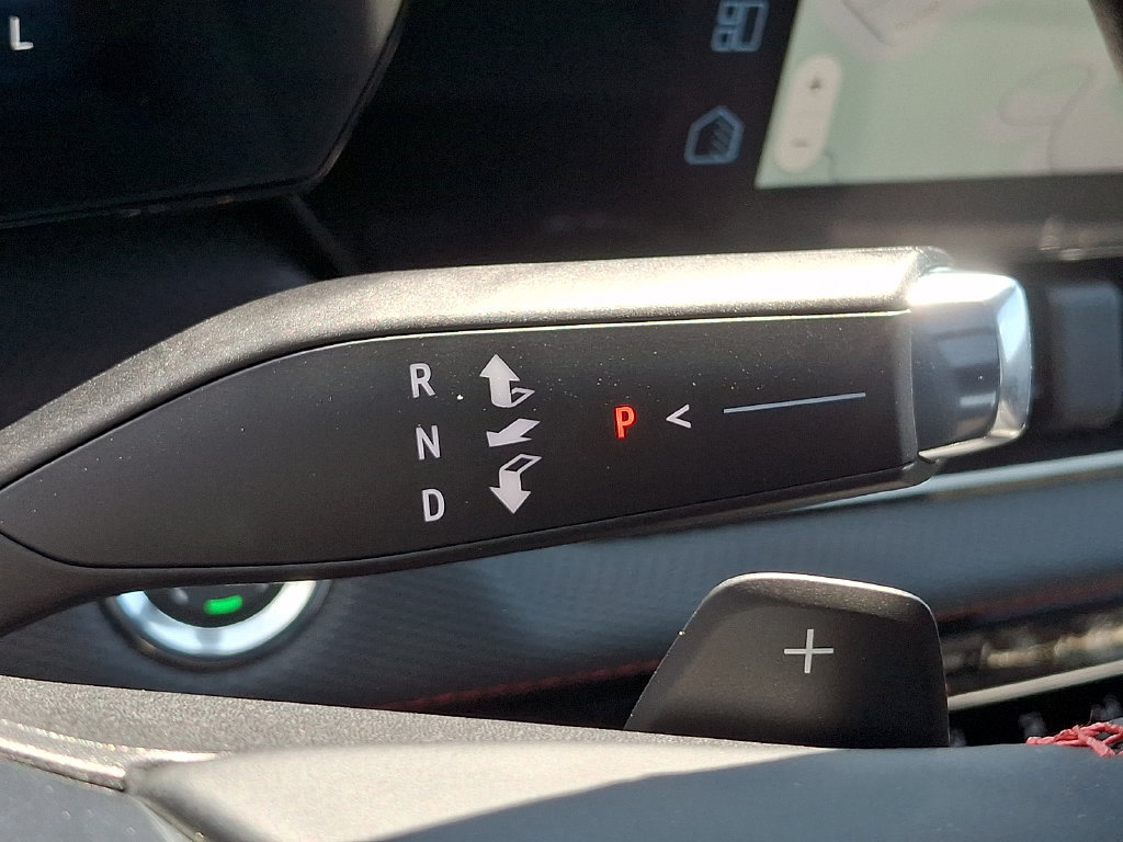 New 2027 Chevrolet Equinox RS w/ Convenience Package III FWD image 11