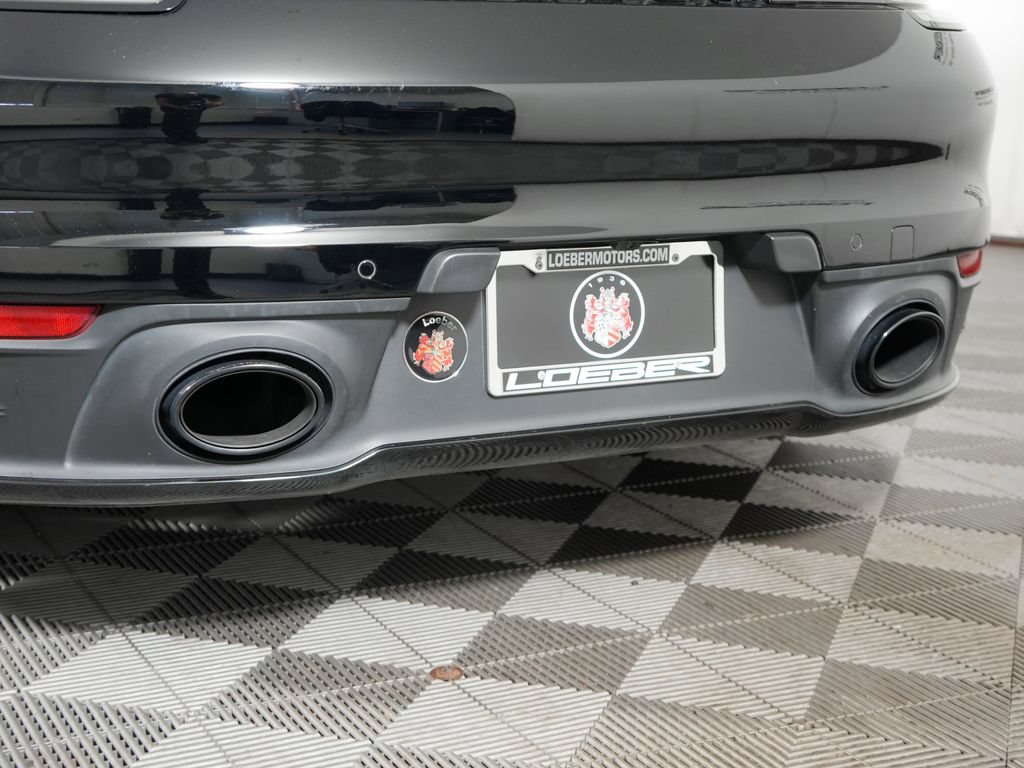 Certified 2024 Porsche 911 Carrera 4 AWD/4WD image 14