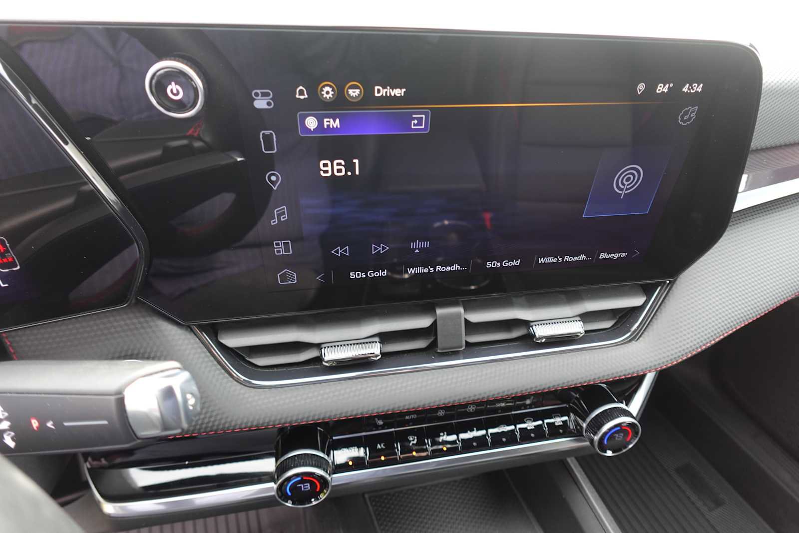 Used 2025 Chevrolet Equinox RS w/ Safety and Technology Package AWD/4WD image 20