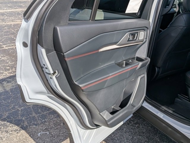 New 2026 Ford Explorer ST image 17