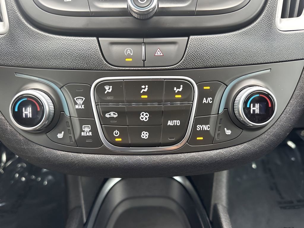 Used 2024 Chevrolet Malibu LT image 18