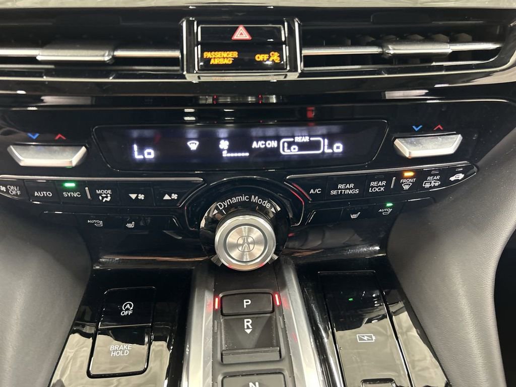 Used 2024 Acura MDX SH-AWD w/ Technology Package image 17