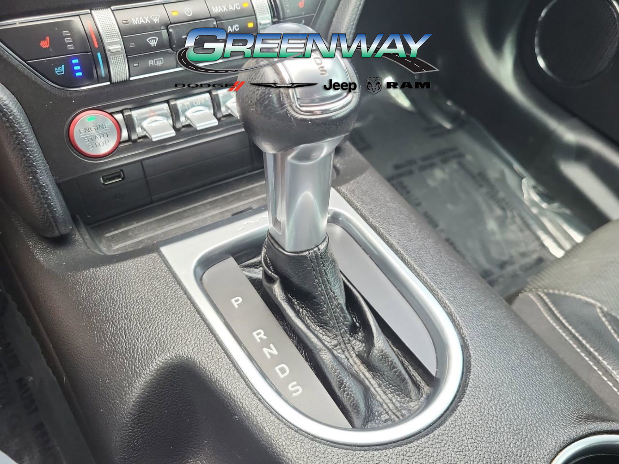 Used 2019 Ford Mustang Premium RWD image 18