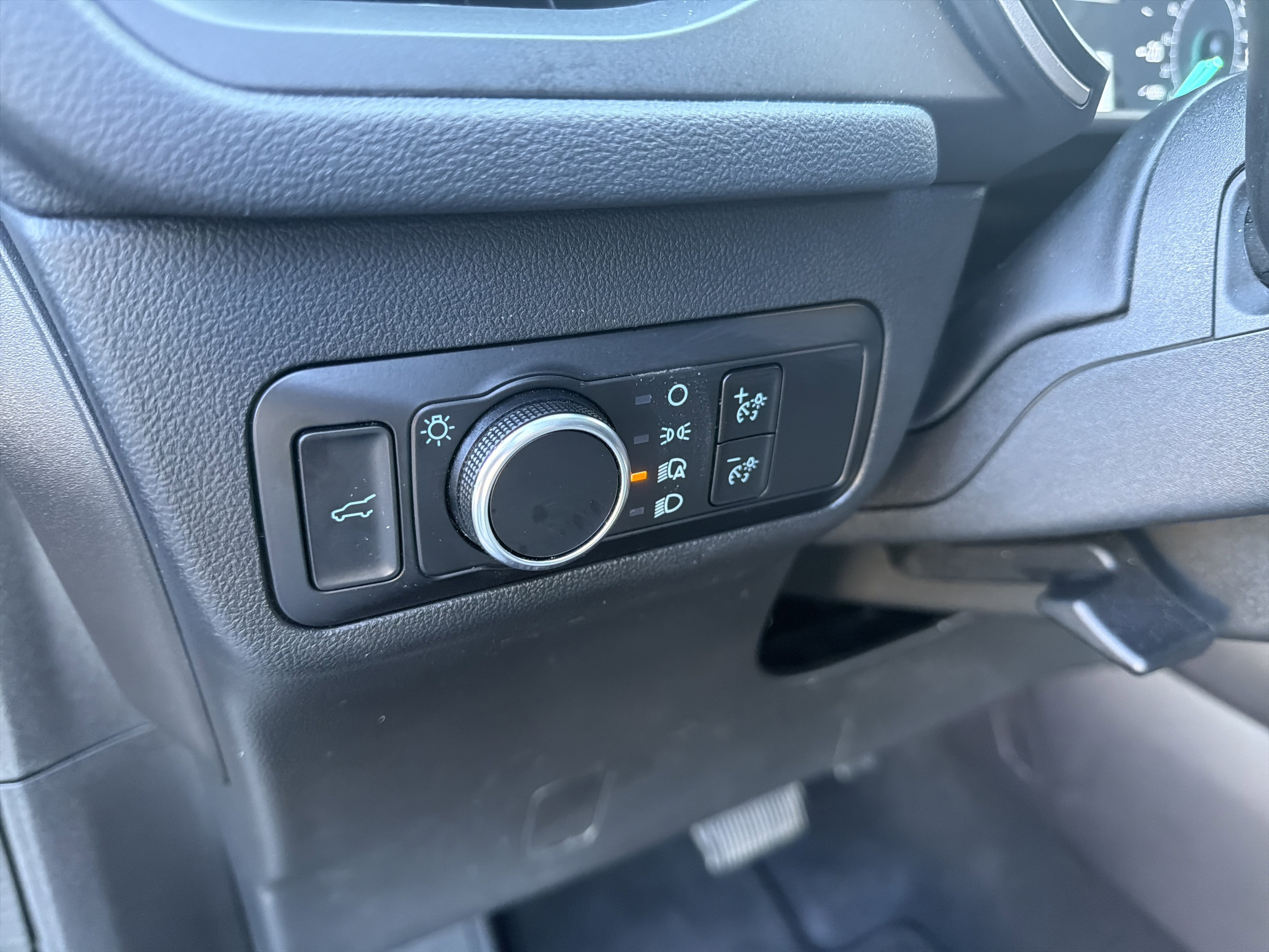 Certified 2022 Ford Escape SE w/ Convenience Package image 28