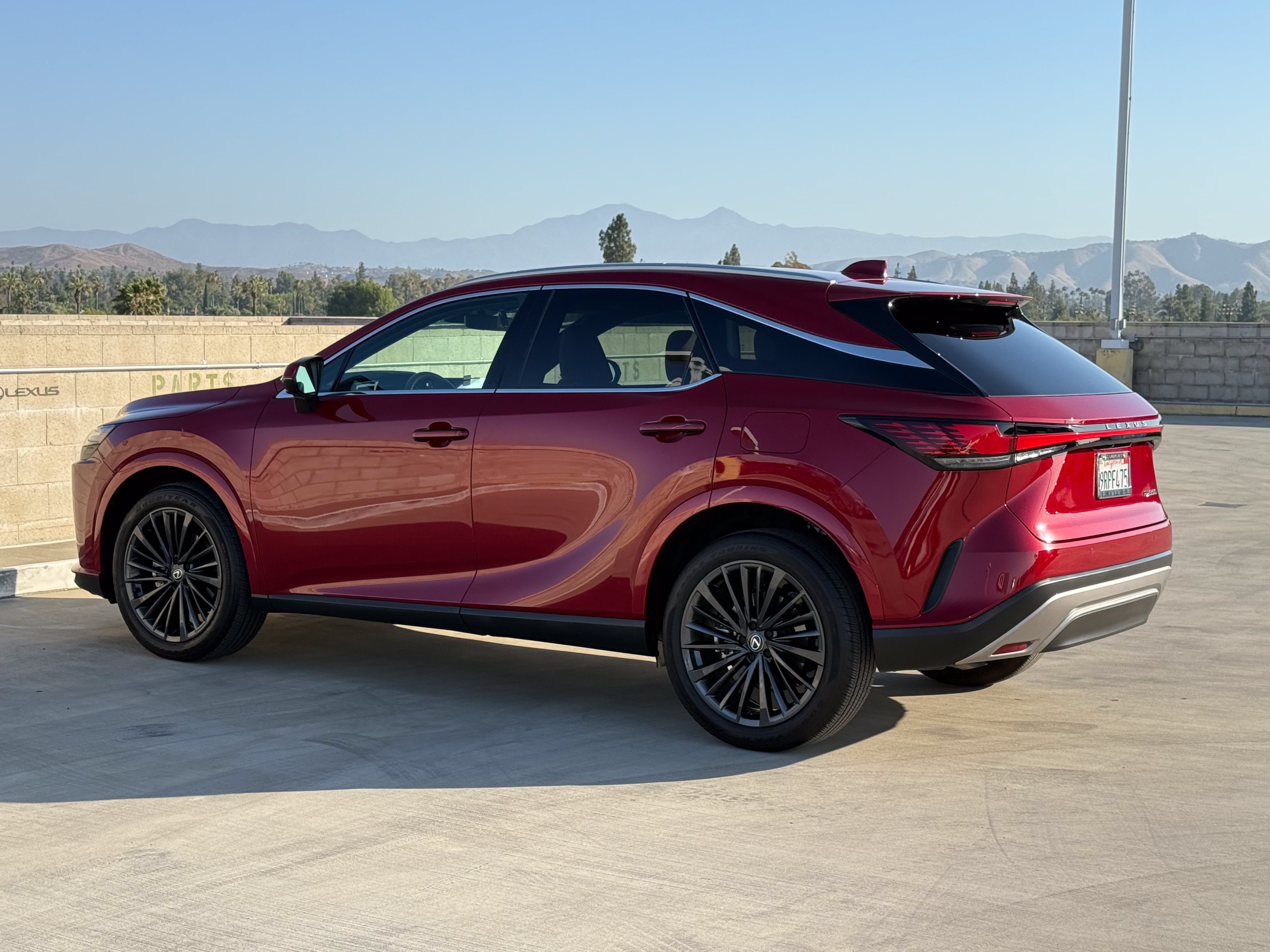 Certified 2025 Lexus RX 350 Premium w/ Convenience Package FWD image 9