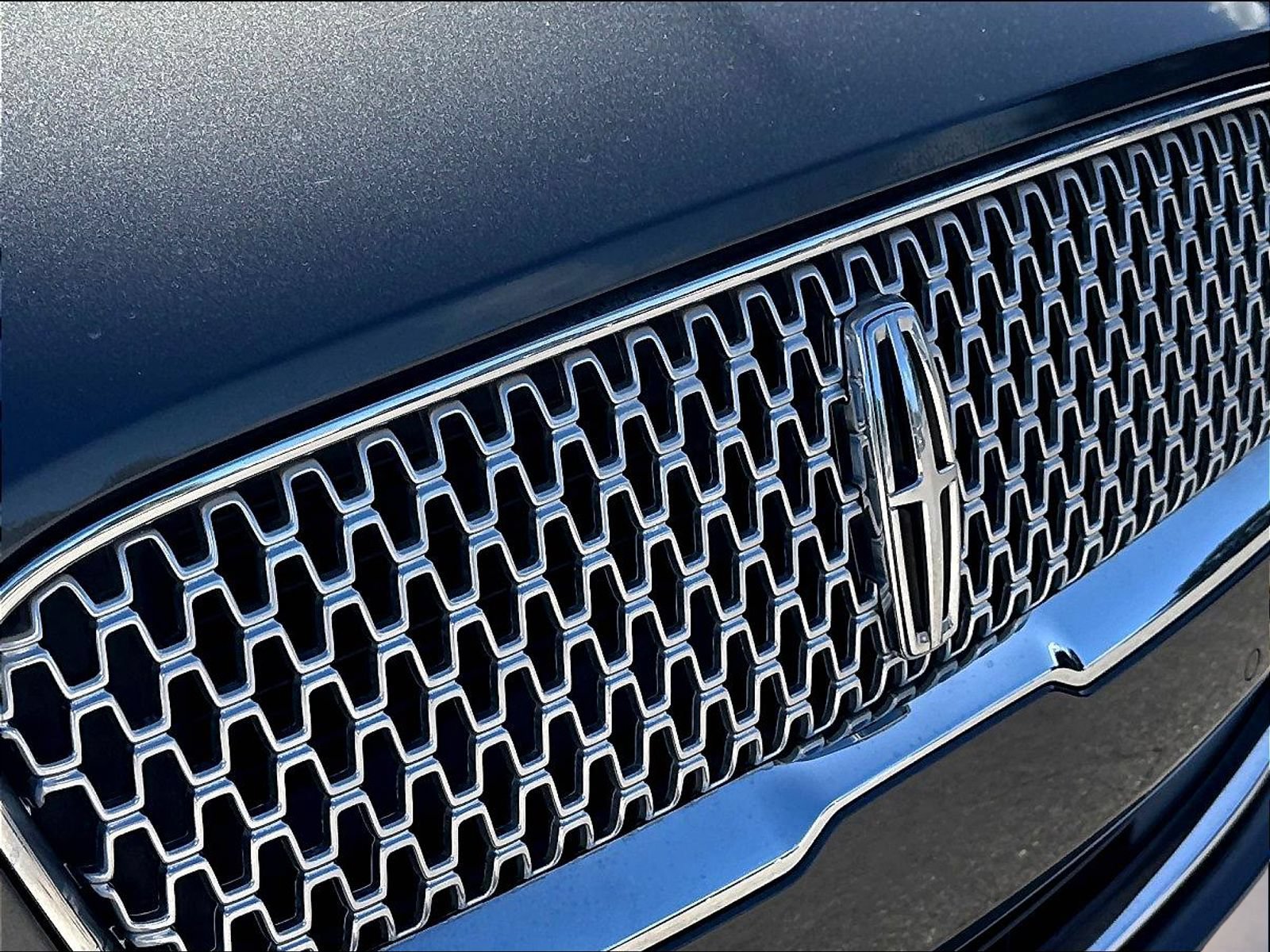 Used 2020 Lincoln MKZ Reserve w/ Elements Package FWD image 36