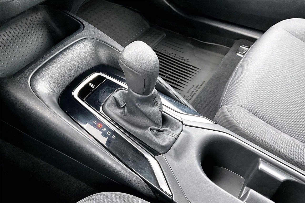 Used 2024 Toyota Corolla LE image 29