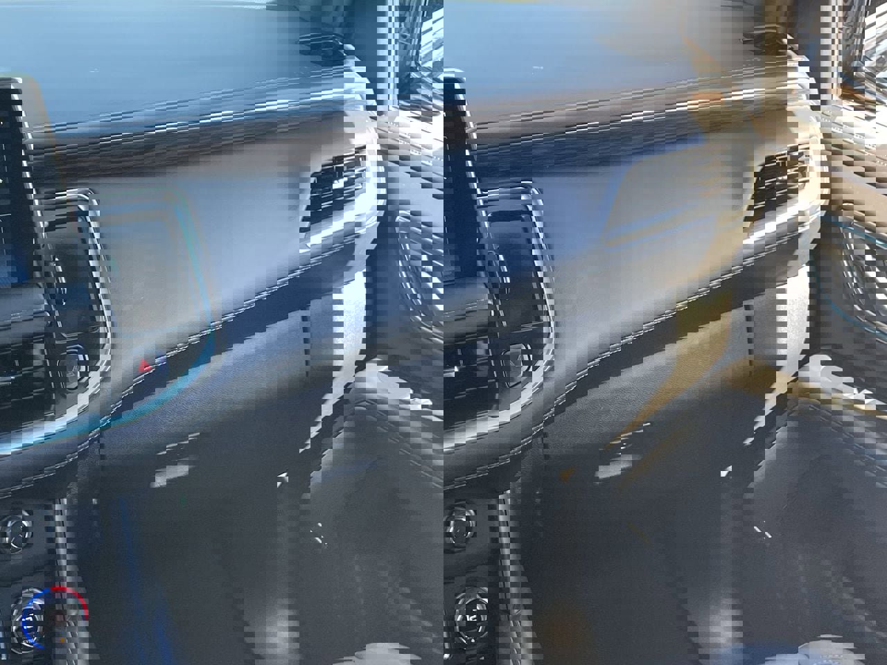 Used 2022 Chevrolet Tahoe Z71 w/ Z71 Off-Road Package image 18