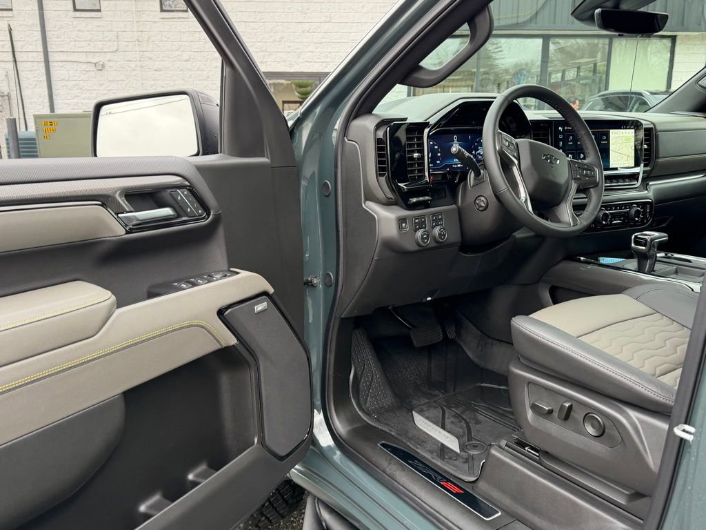 Certified 2025 Chevrolet Silverado 1500 ZR2 w/ Technology Package AWD/4WD image 22