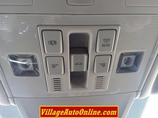 Used 2022 Volkswagen Tiguan SE AWD/4WD image 18