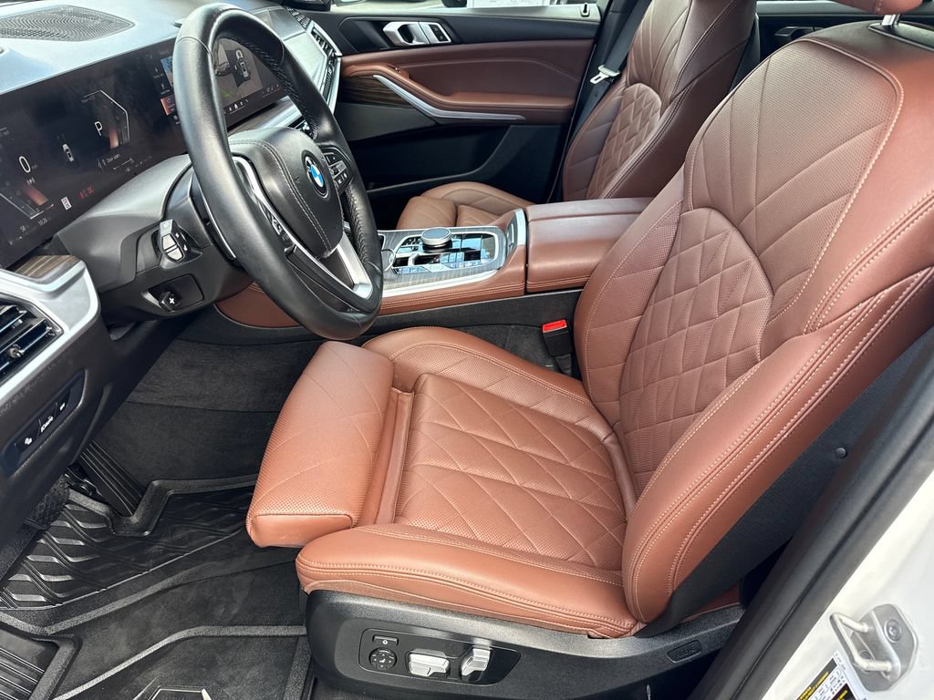 Used 2024 BMW X5 xDrive40i w/ Premium Package AWD/4WD image 46