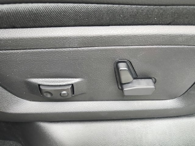 New 2026 RAM 2500 Laramie AWD/4WD image 48