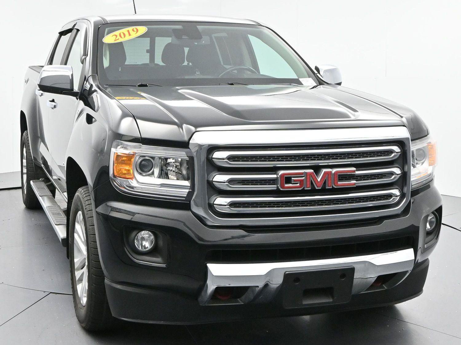 Used 2019 GMC Canyon SLT w/ Driver Alert Package AWD/4WD image 2