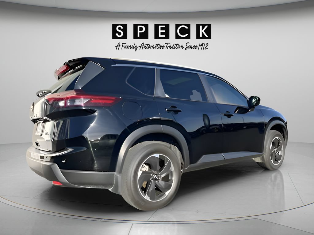 Used 2024 Nissan Rogue SV w/ SV Premium Package AWD/4WD image 5