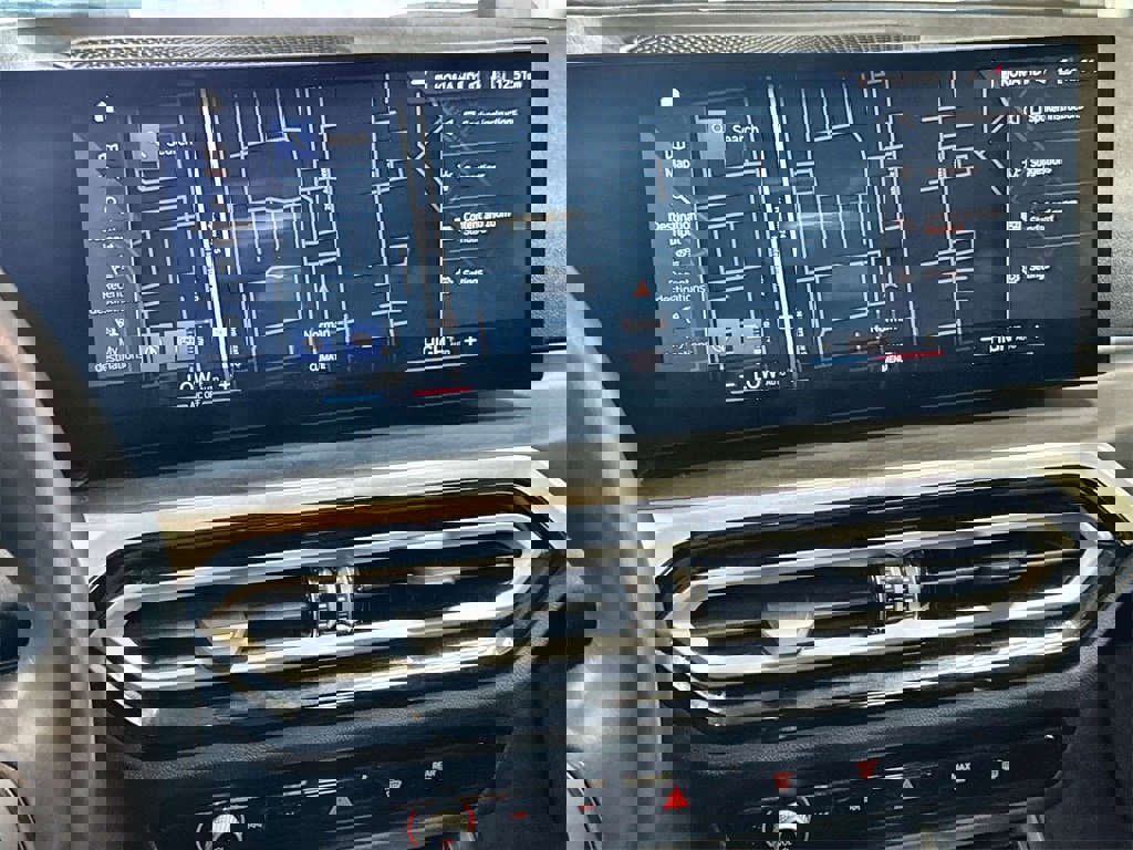 Used 2024 BMW 330i xDrive 330i xDrive Convenience w/ Convenience Package image 21