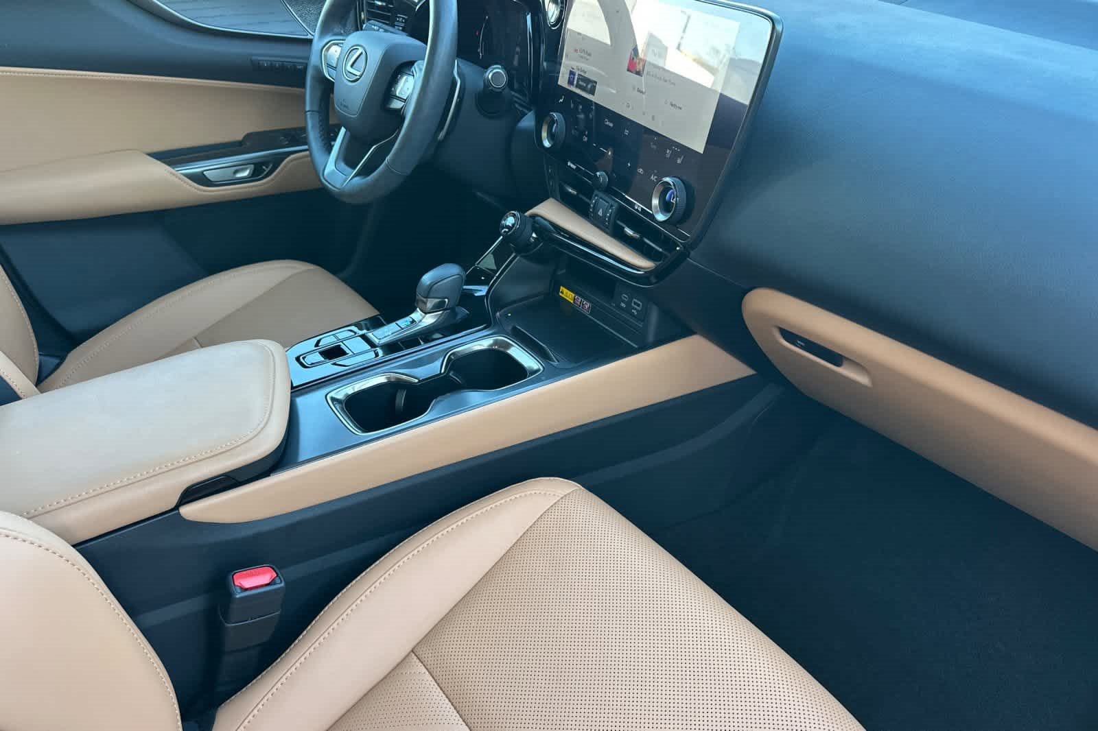 Used 2025 Lexus NX 300h 350h Luxury image 16