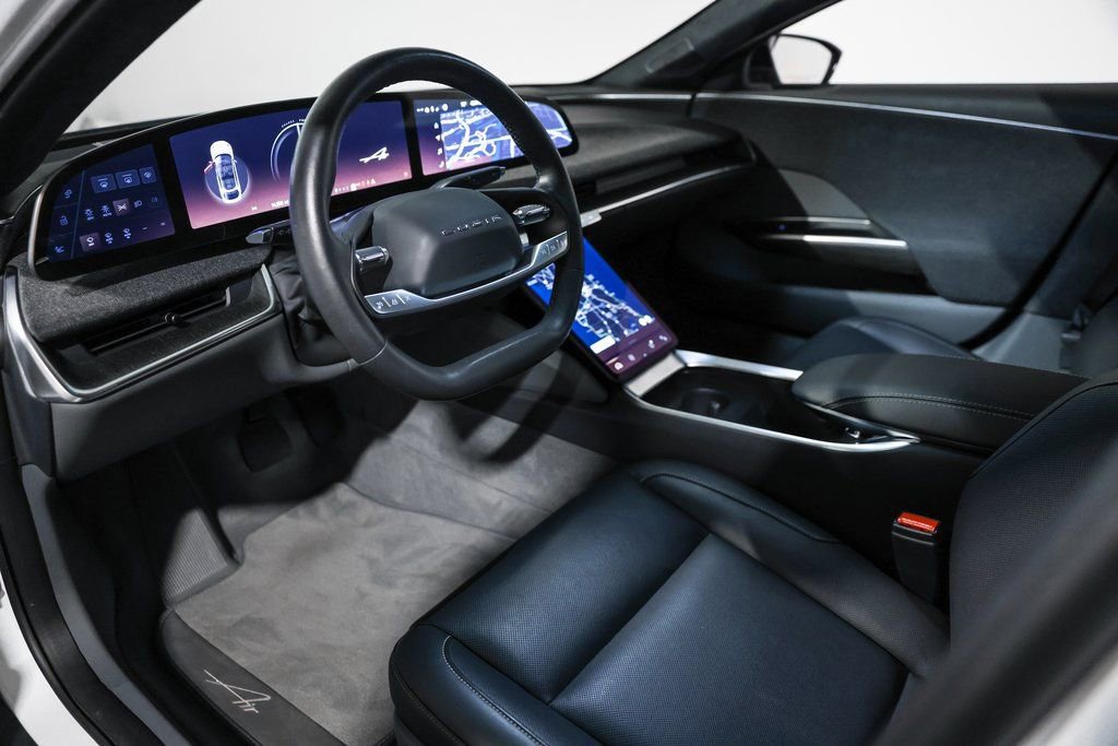 Used 2024 Lucid Air Pure image 27