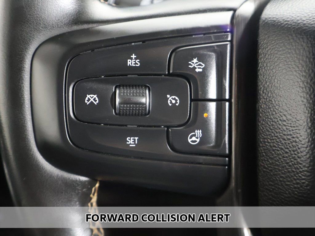 Used 2023 GMC Yukon XL AT4 w/ AT4 Premium Plus Package AWD/4WD image 10