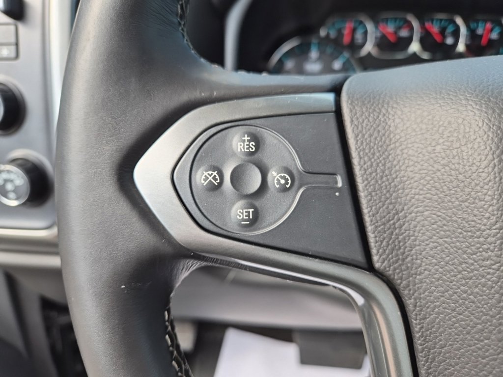 Used 2018 Chevrolet Silverado 1500 LT w/ All Star Edition AWD/4WD image 38