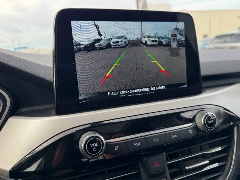 Used 2022 Ford Escape SEL image 24