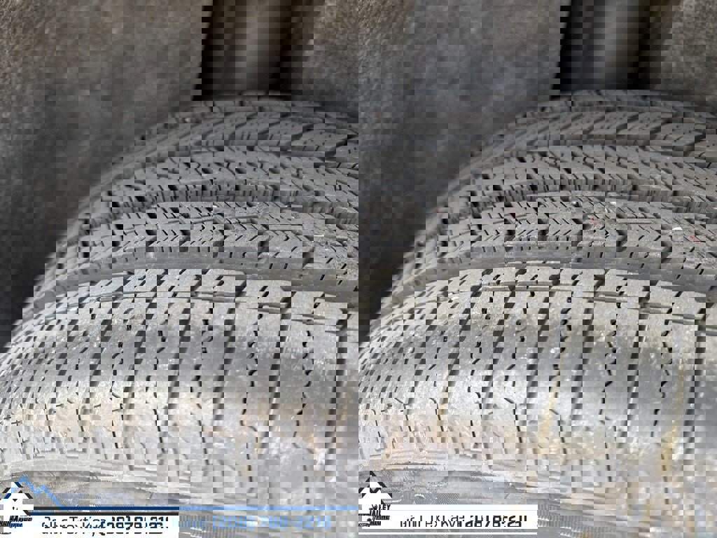 Used 2024 Volkswagen Atlas Cross Sport SEL Premium R-Line image 14