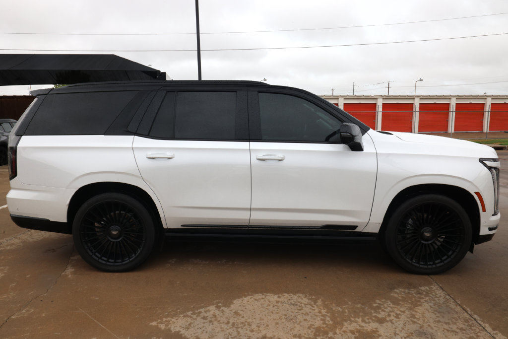 Used 2025 Cadillac Escalade Sport Platinum AWD/4WD image 4