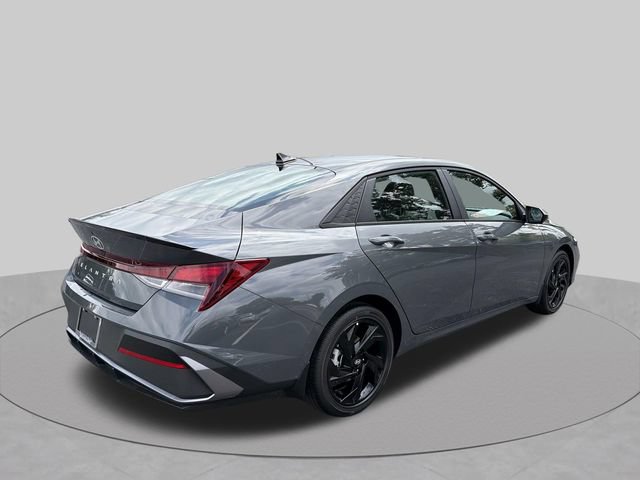 New 2026 Hyundai Elantra SEL Sport FWD image 12