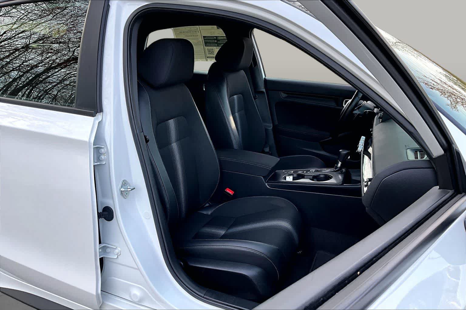 Used 2023 Honda Civic Sport image 8