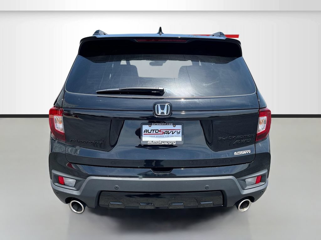 Used 2025 Honda Passport Black Edition image 6