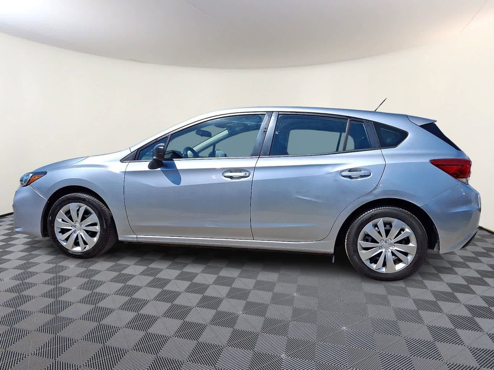 Used 2017 Subaru Impreza 2.0i AWD/4WD image 8