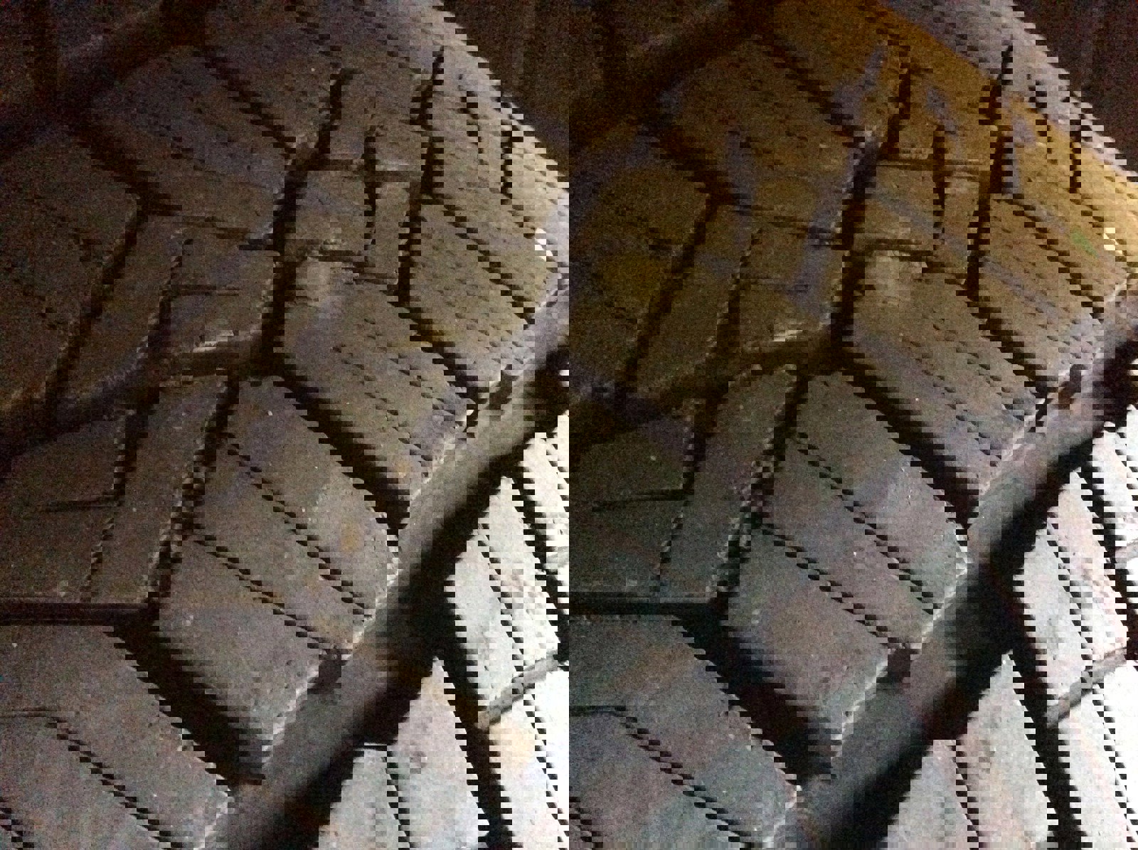 Used 2024 Nissan Titan PRO-4X w/ Pro-4x Utility Package image 12