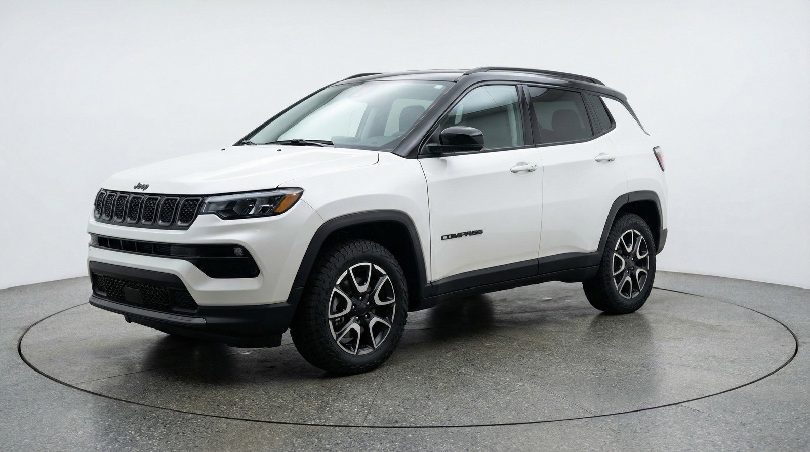 Used 2025 Jeep Compass Trailhawk image 3