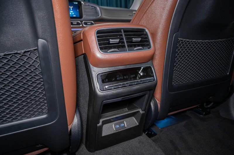 New 2026 Mercedes-Benz GLS 450 4MATIC image 23
